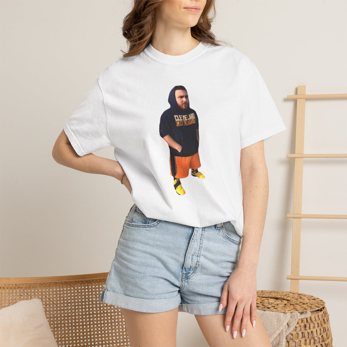 Midget Streamer T-Shirt — Casual Streamer Graphic Tee